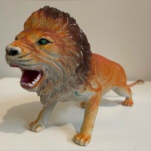 PVC Wild Animal Toy Lion Diorama - Cake Topper- zoo